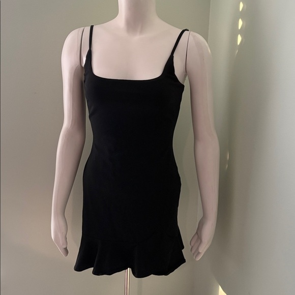 Princess Polly KIRIBATI MINI DRESS BLACK size 2 - Picture 8 of 12